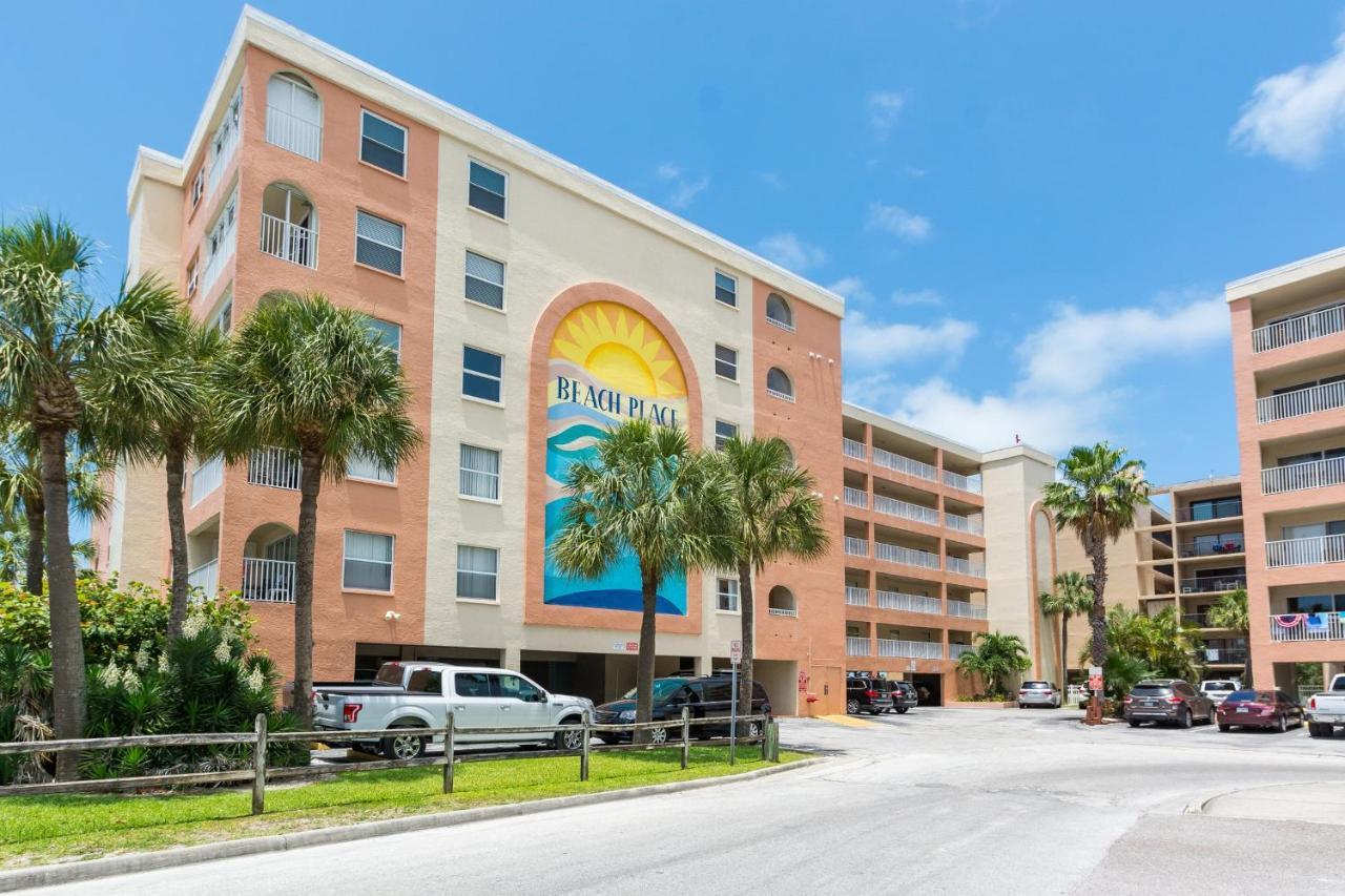401 Beach Place Condos St. Pete Beach Bagian luar foto