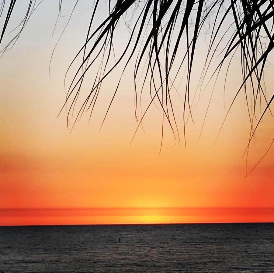 401 Beach Place Condos St. Pete Beach Bagian luar foto