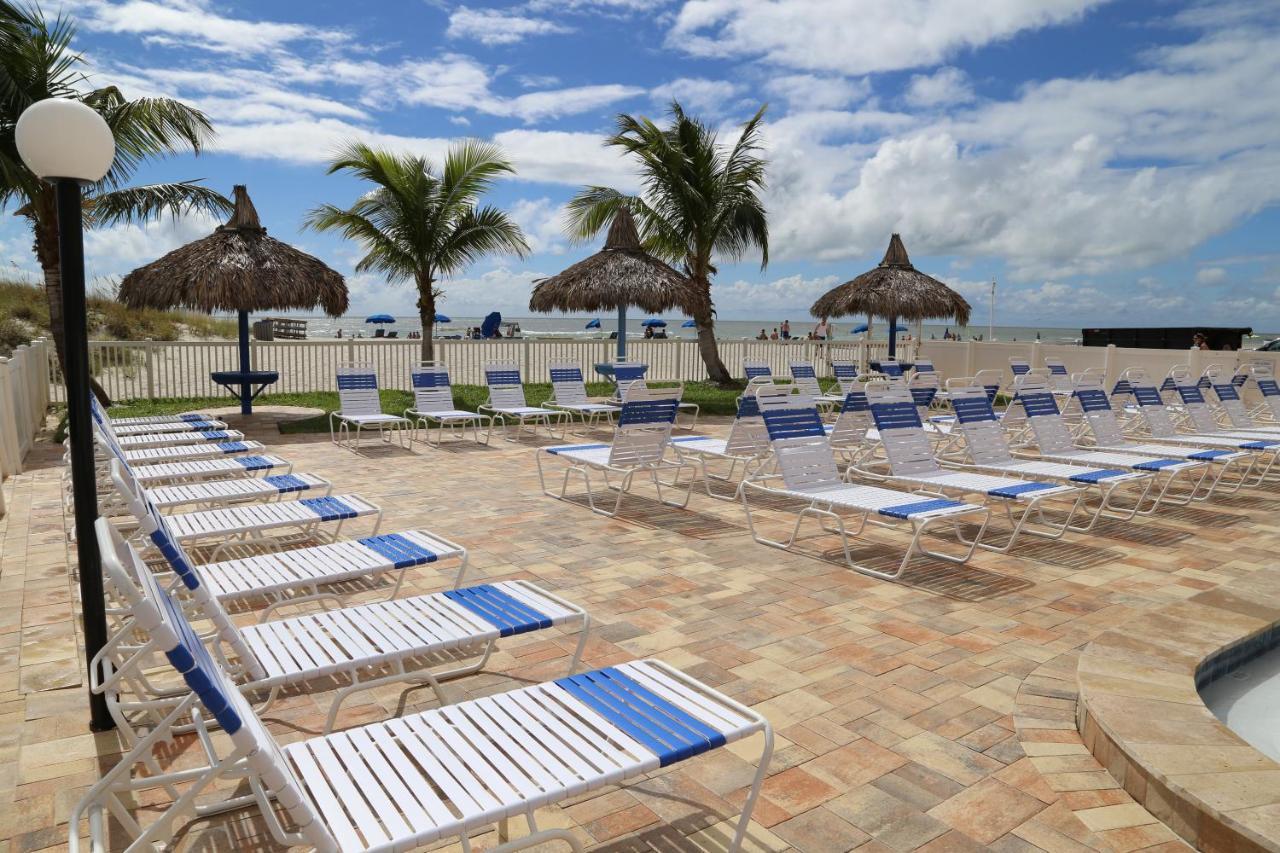 401 Beach Place Condos St. Pete Beach Bagian luar foto